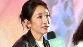 美女脱小内内